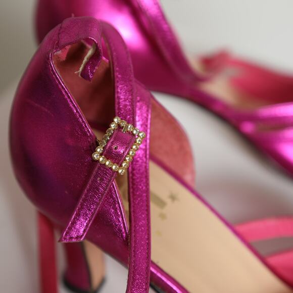 RICH FASHION Hot Pink Metallic Open Toe Leather Sandals - Picture 4 of 5